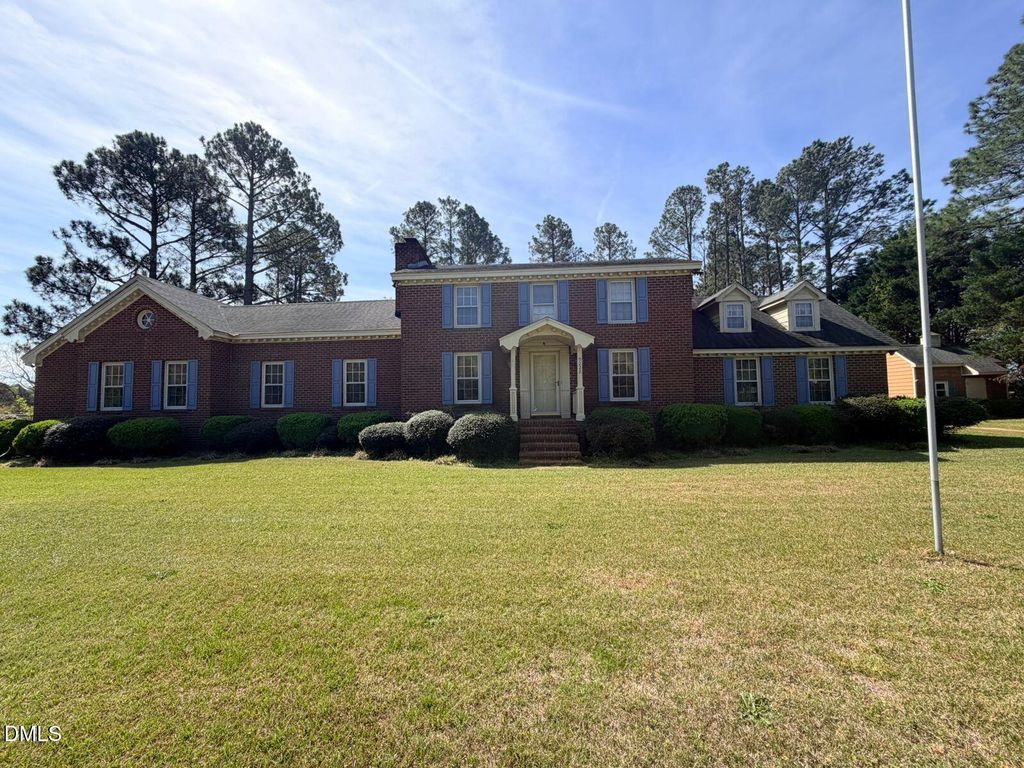 9222 Midway Road, Bailey, NC 27807