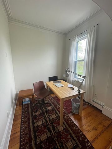 811 E.Broadway 2, Boston, MA 02127