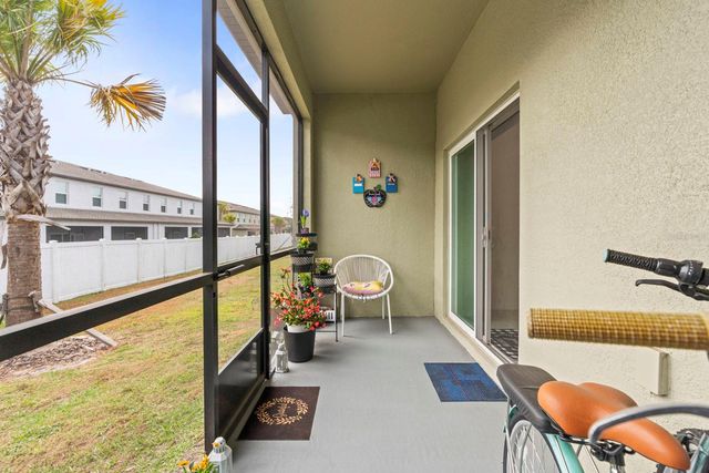 36498 CAMP FIRE TERRACE, Zephyrhills, FL 33541