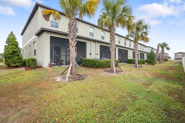 36498 CAMP FIRE TERRACE, Zephyrhills, FL 33541