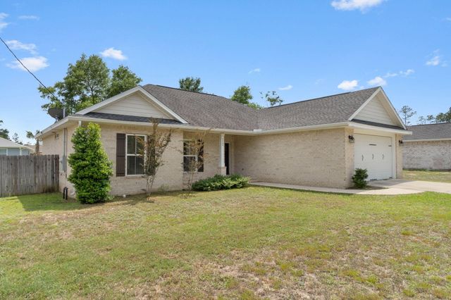 4464 Goldfinch Way, Crestview, FL 32539