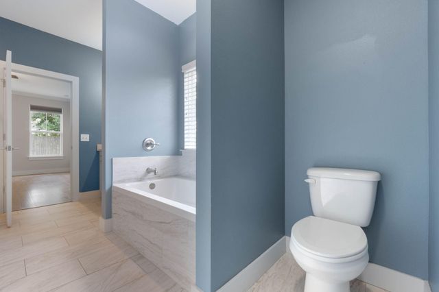 4464 Goldfinch Way, Crestview, FL 32539