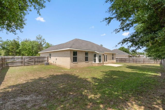 4464 Goldfinch Way, Crestview, FL 32539