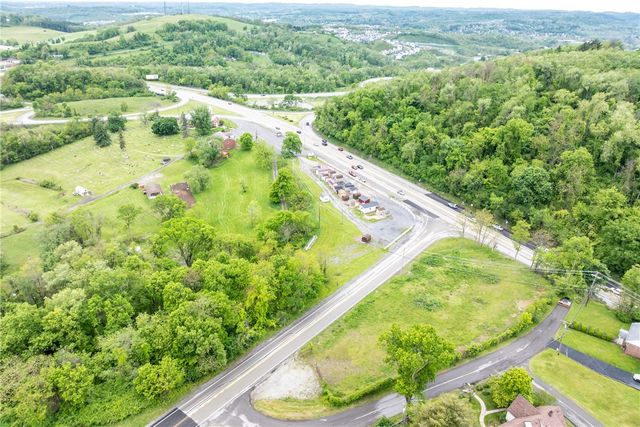 000 Linden Rd, North Strabane, PA 15317