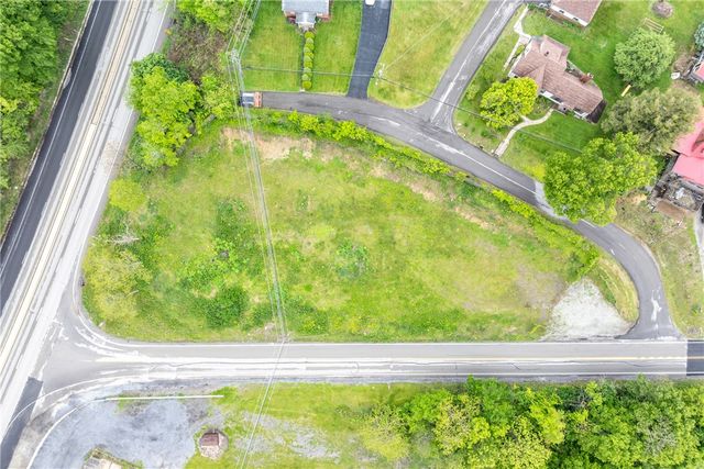000 Linden Rd, North Strabane, PA 15317