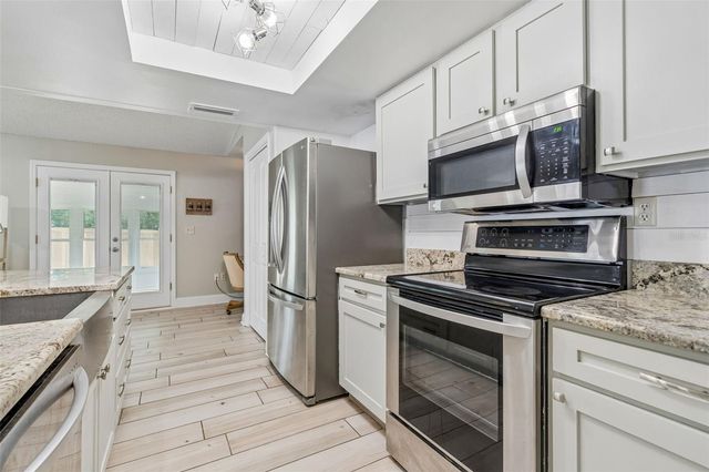 4706 WANDERING WAY, Tampa, FL 33624