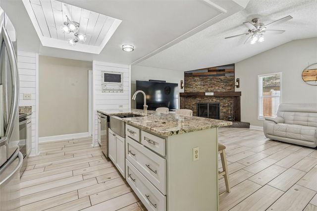 4706 WANDERING WAY, Tampa, FL 33624