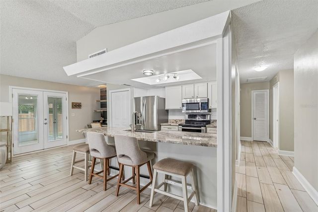 4706 WANDERING WAY, Tampa, FL 33624