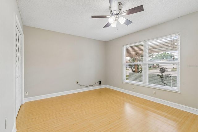 4706 WANDERING WAY, Tampa, FL 33624