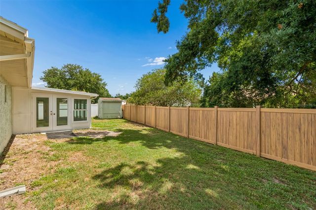 4706 WANDERING WAY, Tampa, FL 33624