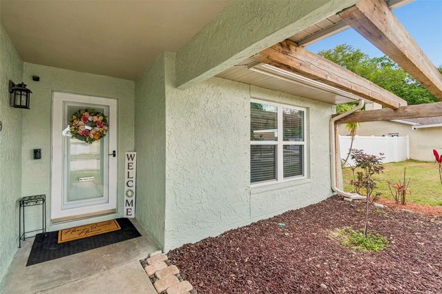 4706 WANDERING WAY, Tampa, FL 33624