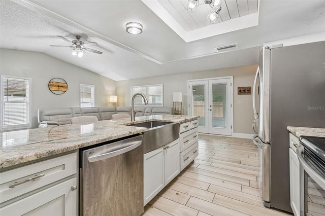 4706 WANDERING WAY, Tampa, FL 33624