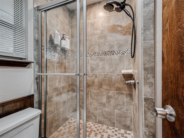 6904 Elk Canyon Road, Oklahoma City, OK 73162