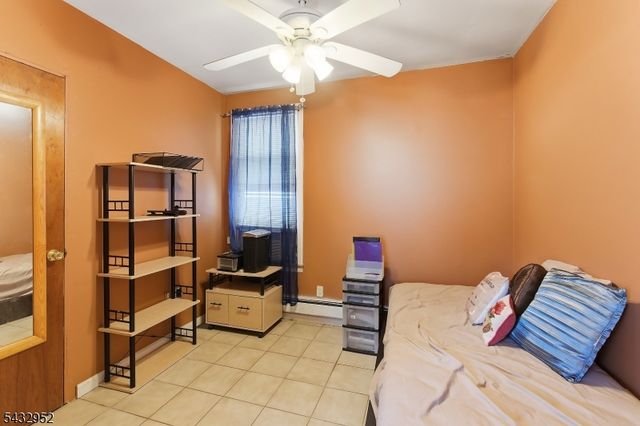 47 Rankin St, Elizabeth City, NJ 07206
