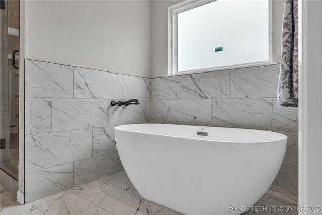 5769 S 256th East Avenue, Broken Arrow, OK 74014