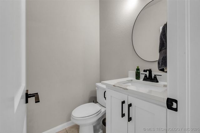 5769 S 256th East Avenue, Broken Arrow, OK 74014