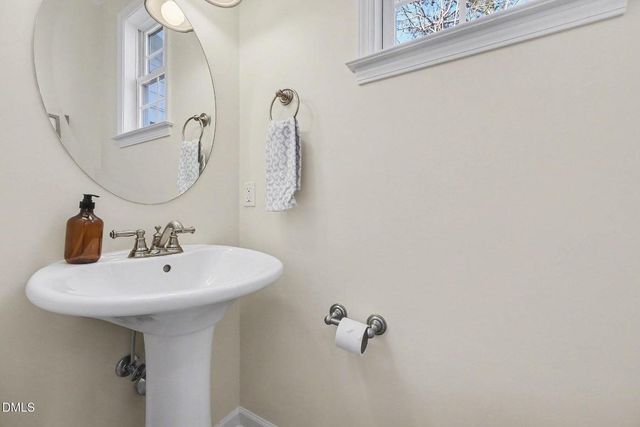 29 Chestnut Bluffs Lane, Durham, NC 27713