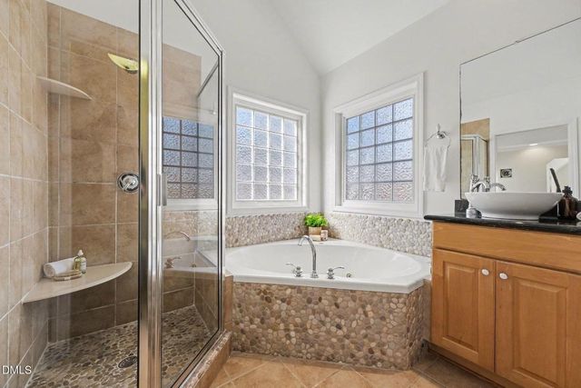 29 Chestnut Bluffs Lane, Durham, NC 27713