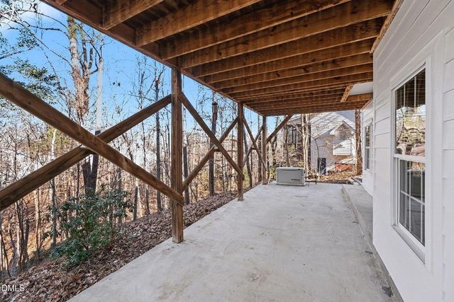 29 Chestnut Bluffs Lane, Durham, NC 27713