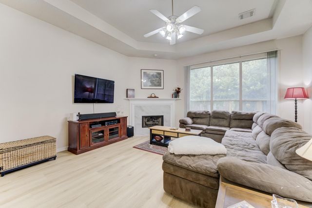 515 Deer Hollow Drive, Sugar Land, TX 77479