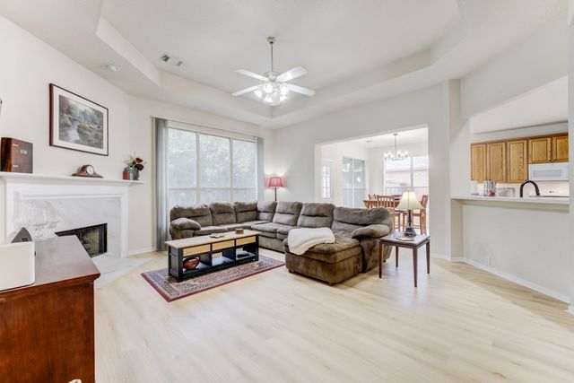 515 Deer Hollow Drive, Sugar Land, TX 77479