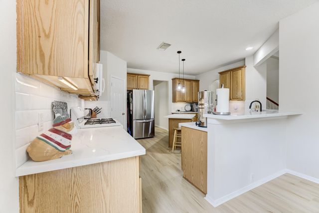 515 Deer Hollow Drive, Sugar Land, TX 77479