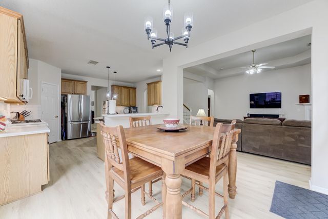 515 Deer Hollow Drive, Sugar Land, TX 77479