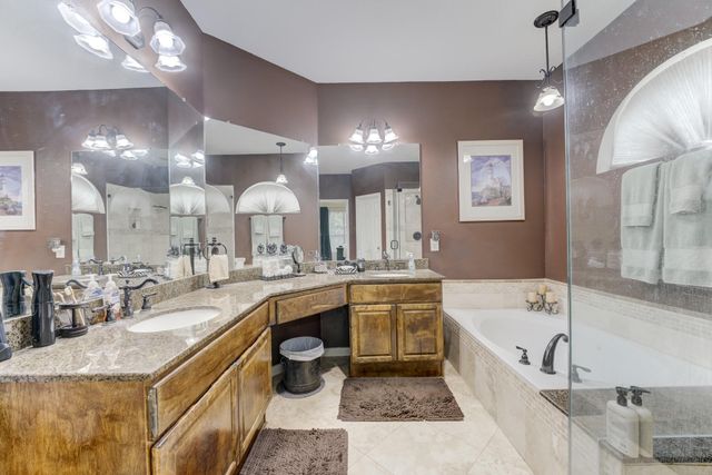 515 Deer Hollow Drive, Sugar Land, TX 77479