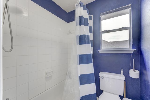 515 Deer Hollow Drive, Sugar Land, TX 77479