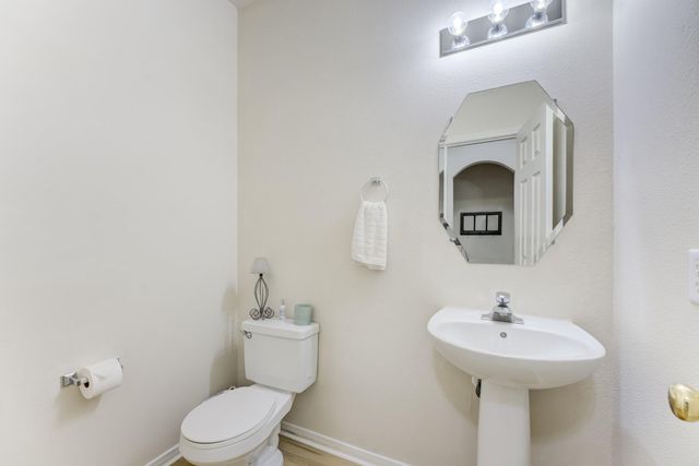 515 Deer Hollow Drive, Sugar Land, TX 77479