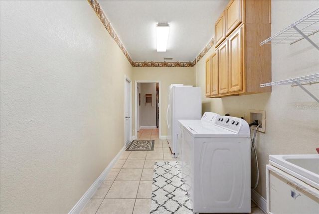 8404 MATHEWS ROAD, Lakeland, FL 33809