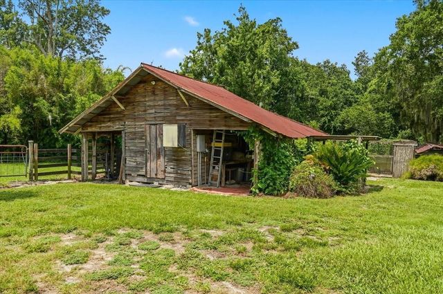 8404 MATHEWS ROAD, Lakeland, FL 33809