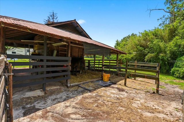 8404 MATHEWS ROAD, Lakeland, FL 33809