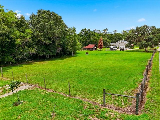 8404 MATHEWS ROAD, Lakeland, FL 33809