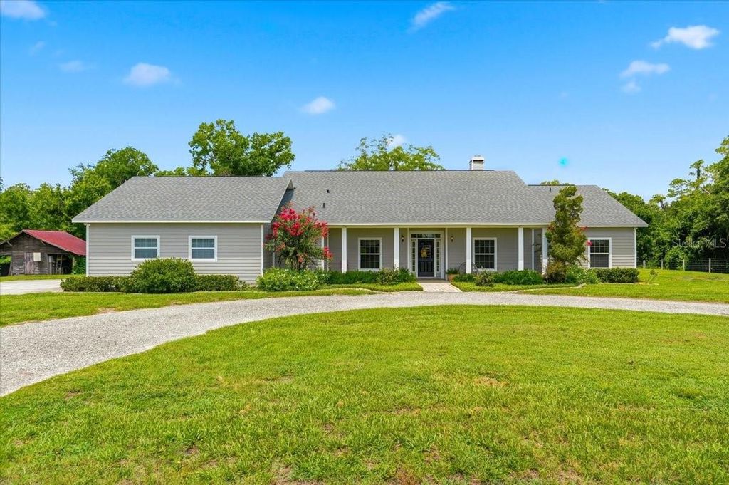 8404 MATHEWS ROAD, Lakeland, FL 33809