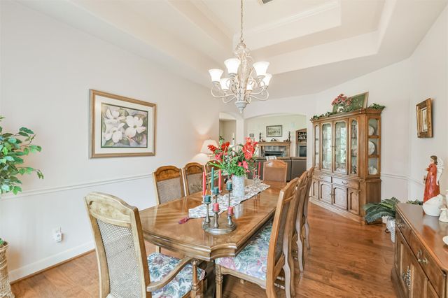 835 Lake Grayson Drive, Katy, TX 77494