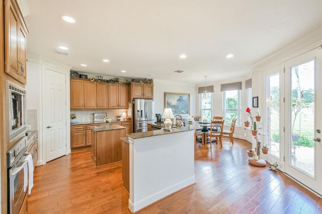 835 Lake Grayson Drive, Katy, TX 77494