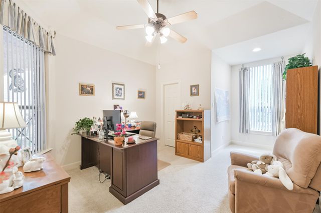 835 Lake Grayson Drive, Katy, TX 77494