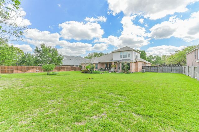 835 Lake Grayson Drive, Katy, TX 77494
