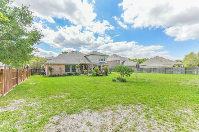 835 Lake Grayson Drive, Katy, TX 77494
