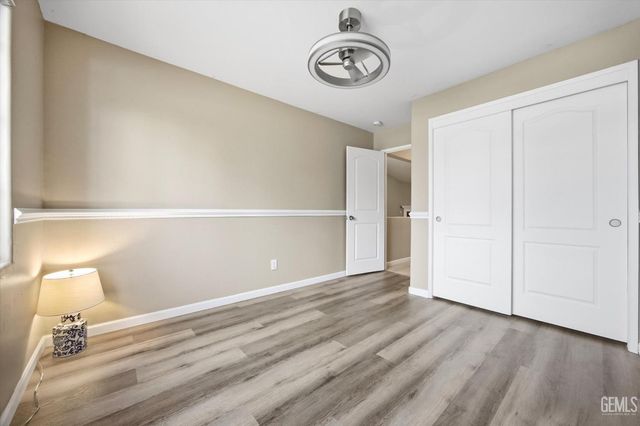 10110 Pyramid Peak Drive, Bakersfield, CA 93311