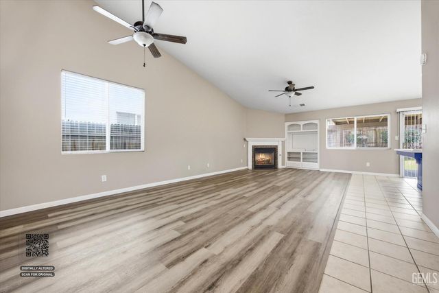 10110 Pyramid Peak Drive, Bakersfield, CA 93311