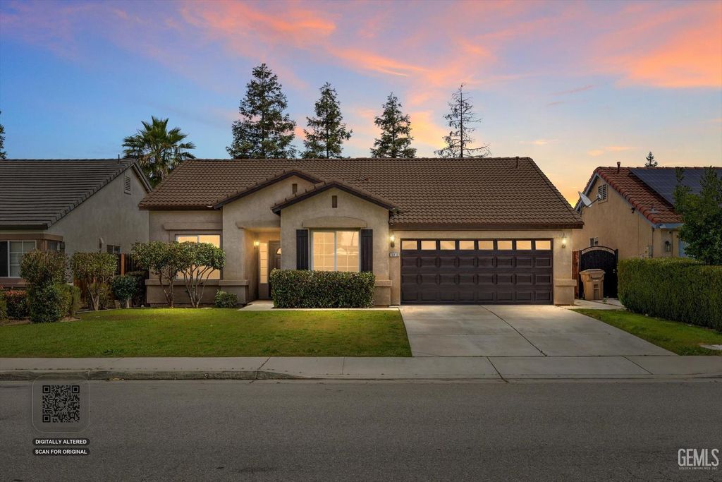10110 Pyramid Peak Drive, Bakersfield, CA 93311