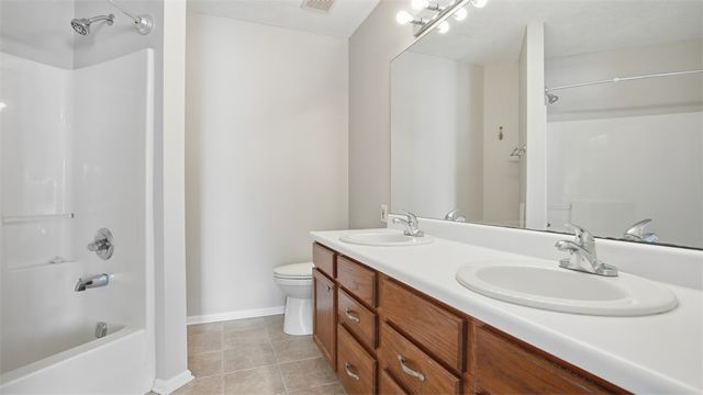 120 Linden Ct, Seven Fields Boro, PA 16046