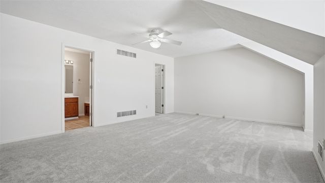 120 Linden Ct, Seven Fields Boro, PA 16046