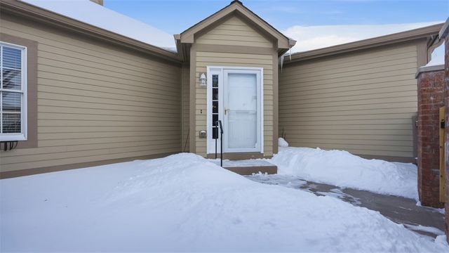 120 Linden Ct, Seven Fields Boro, PA 16046