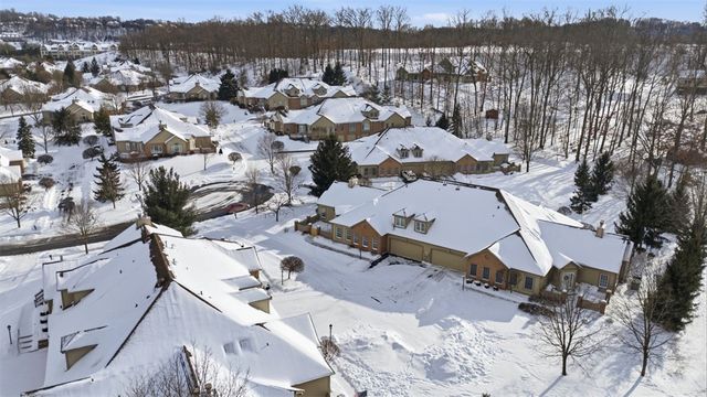 120 Linden Ct, Seven Fields Boro, PA 16046