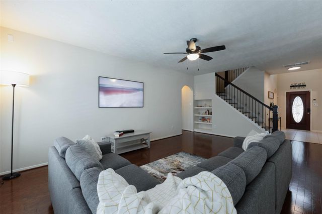 2803 Lakecrest Forest Drive, Katy, TX 77493