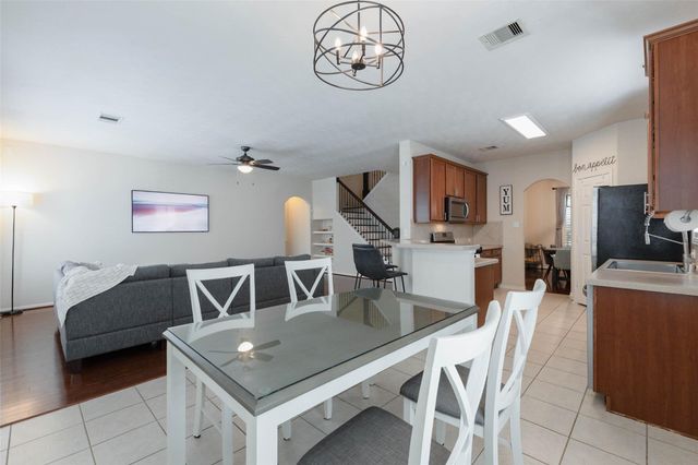 2803 Lakecrest Forest Drive, Katy, TX 77493