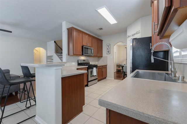 2803 Lakecrest Forest Drive, Katy, TX 77493
